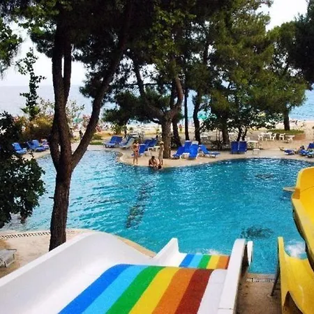 호텔 Beach Club Pinara Hv2 3*